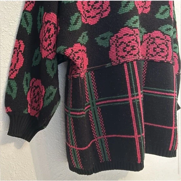 Vintage Marcella Tricot Checkered Rose Sweater - Picture 6 of 13